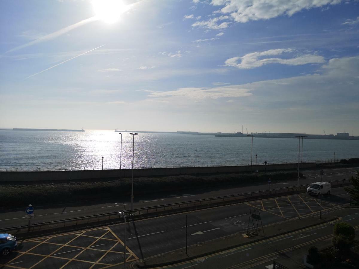 Whole Flat Next To Dover Port With Parking Exterior foto