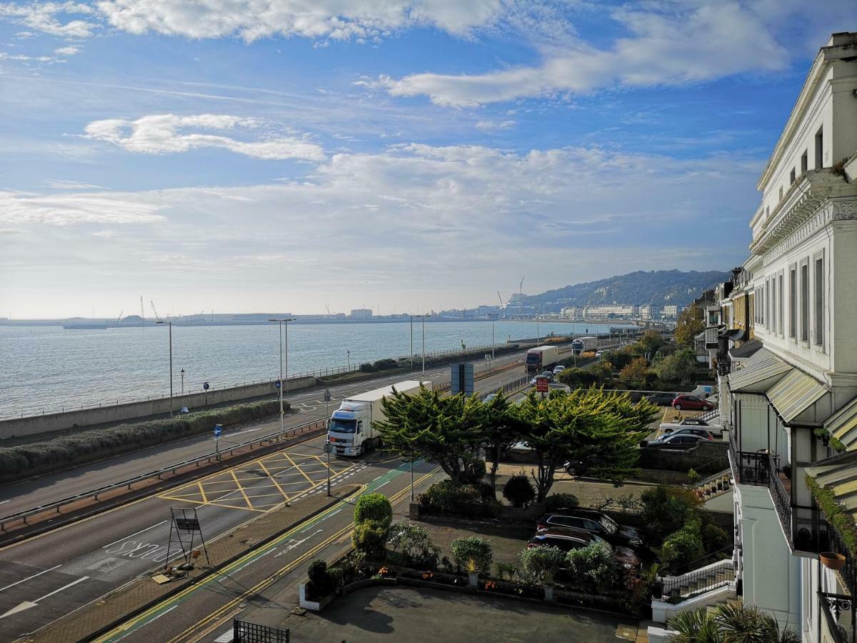 Whole Flat Next To Dover Port With Parking Exterior foto